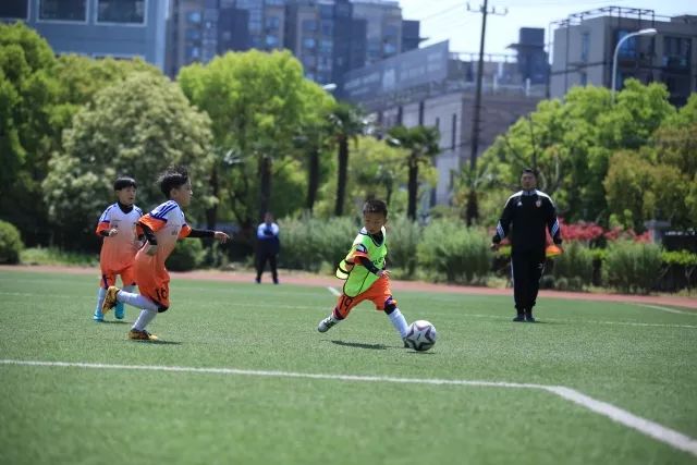 曼联没与任何球员签降级降薪条款 但签了欧冠奖金