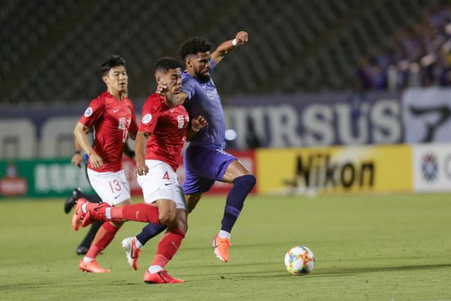 火箭7人上双大胜灰熊 字母空砍38分雄鹿负公牛