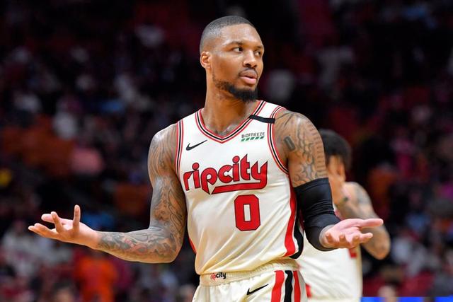 约基奇31分掘金大胜马刺回西部第一 爵士擒鹰